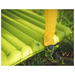 Exped Ultra 3R - Sleeping Mat 14 Exped Ultra 3R - Sleeping Mat -Robe Outdoor Shop exped ultra 3r sleeping mat detail 6