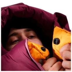 Mammut Women's Protect Fiber Bag -21C - Synthetic Sleeping Bag -Robe Outdoor Shop mammut womens protect fiber bag 21c synthetic sleeping bag detail 3